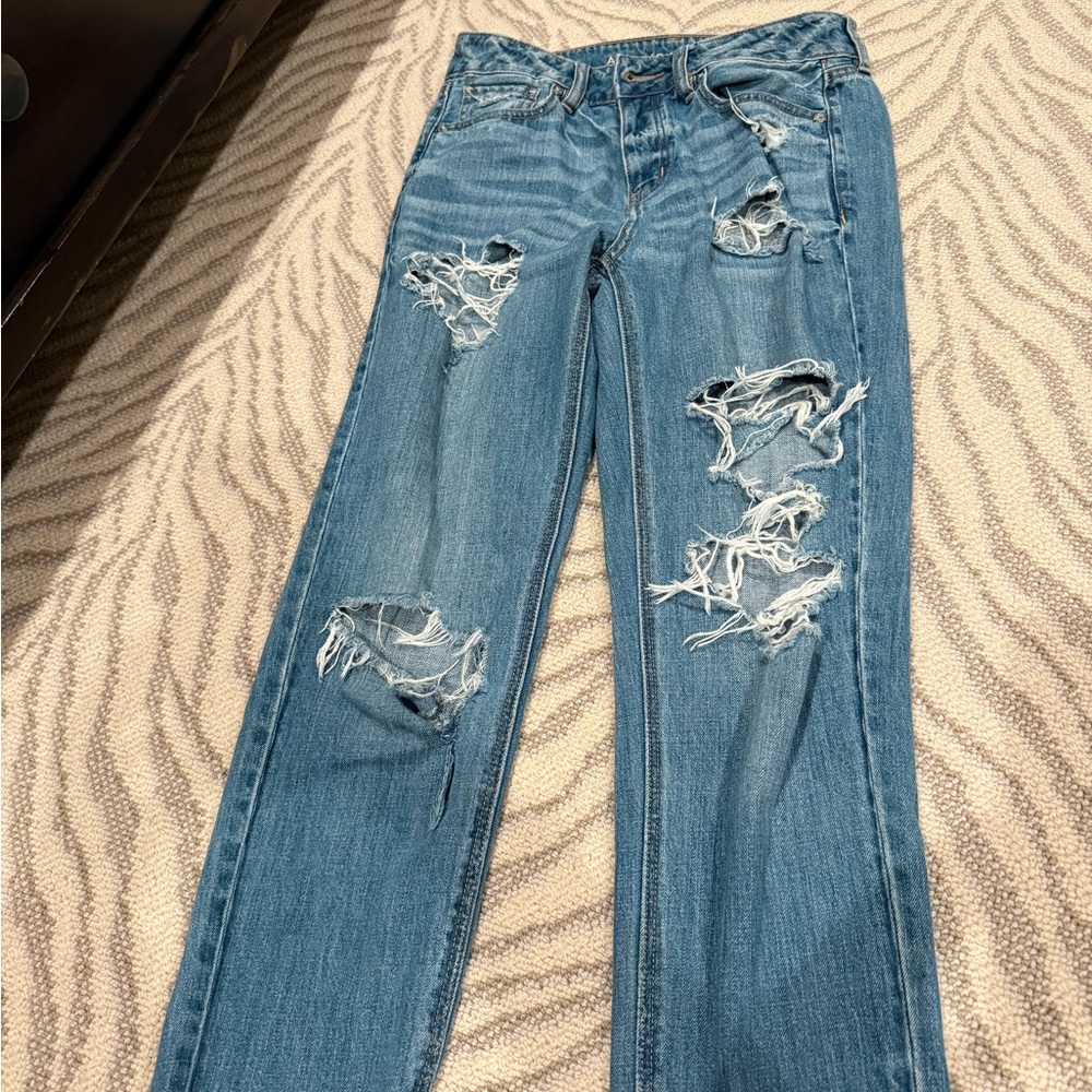 American Eagle Distressed Women’s Blue Jeans Size 0 Long
